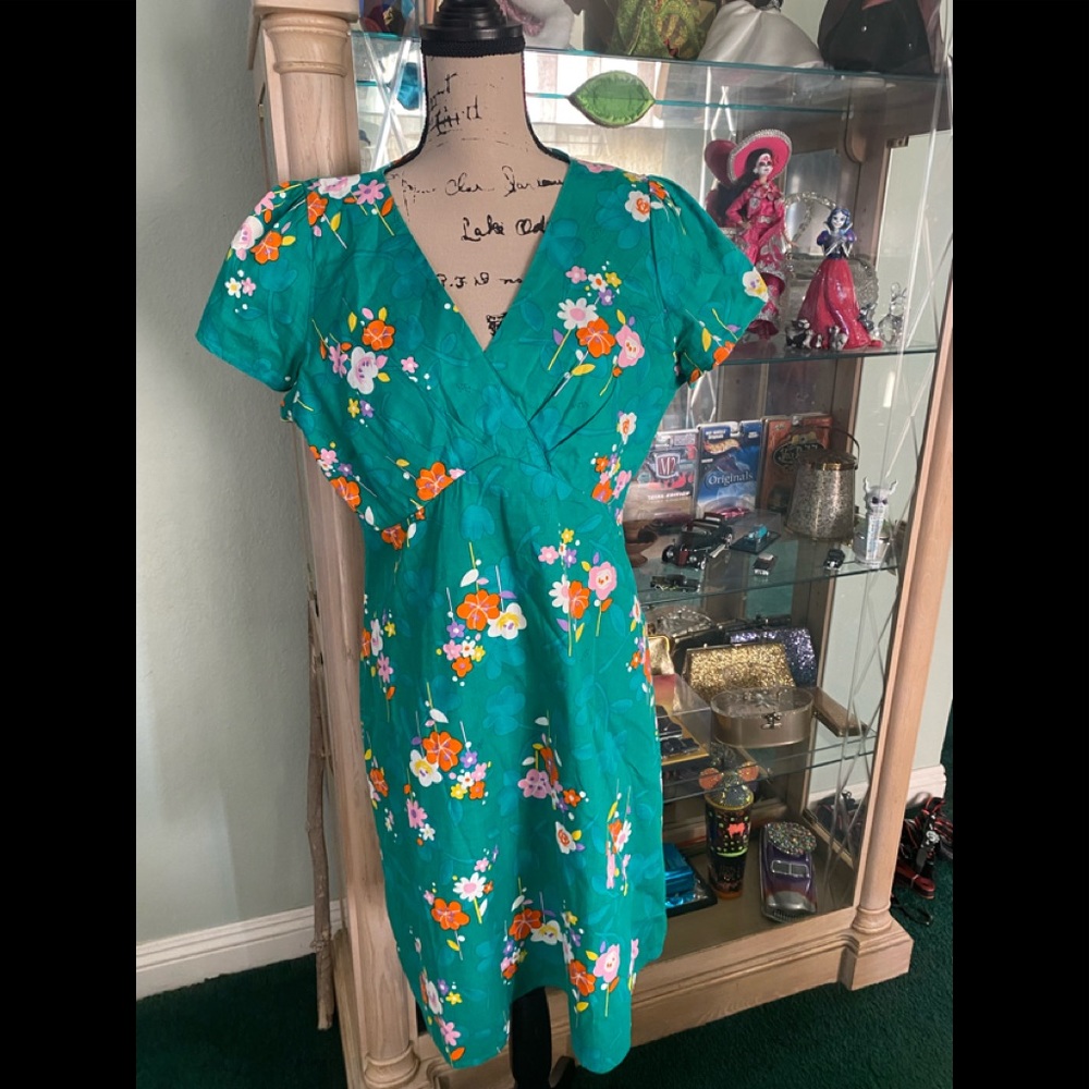 Retro style teal floral dress
